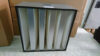 Hepa v-bank được dùng để tăng diện tích tiếp xúc với khí, tăng lưu lượng khí lên, tránh sự quá tải.